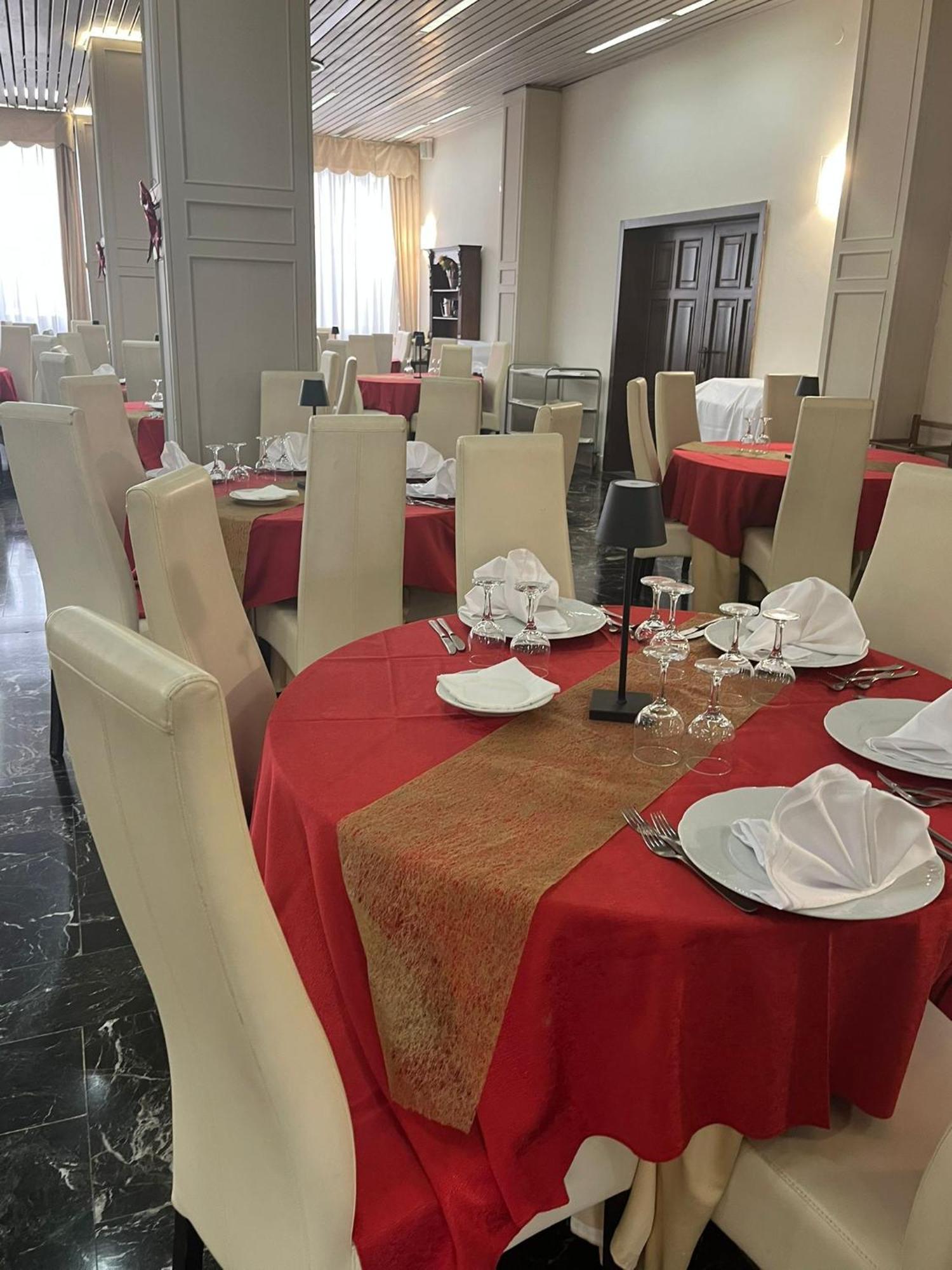 Pisani Hotel San Nicola La Strada Eksteriør bilde