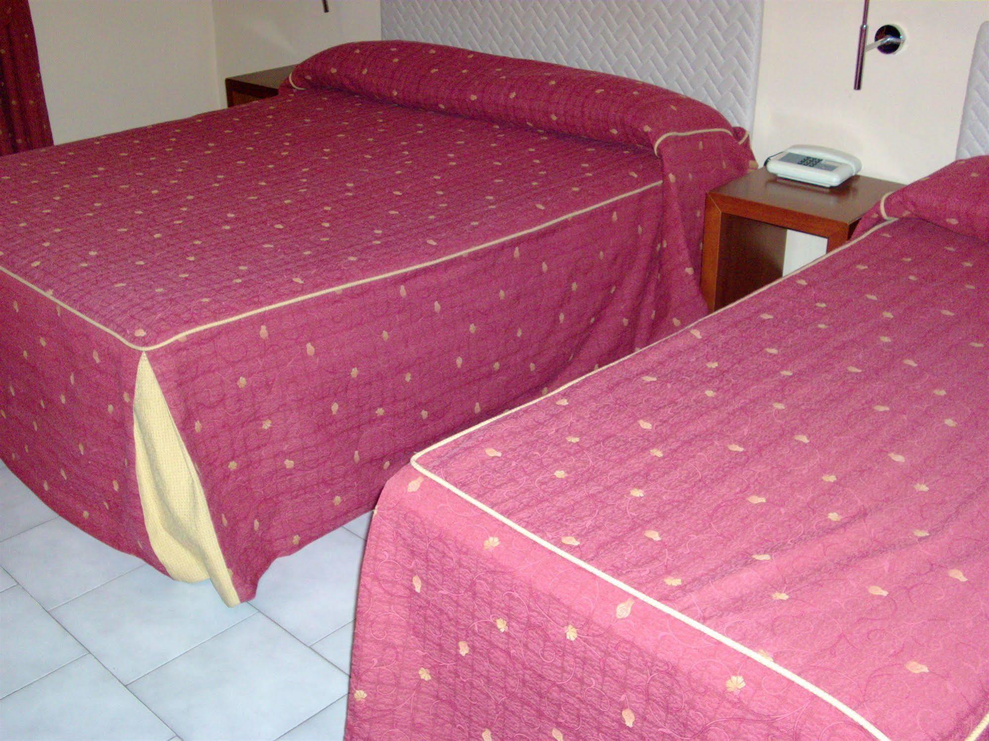 Pisani Hotel San Nicola La Strada Eksteriør bilde